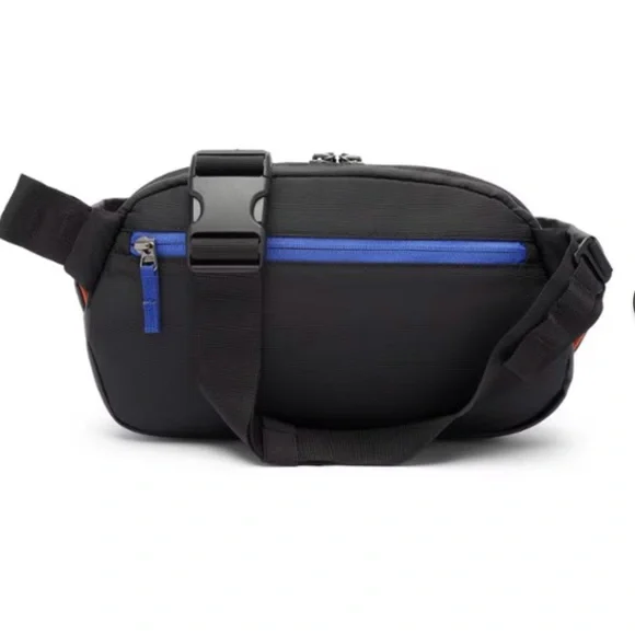 Cotopaxi Black Hip Pack